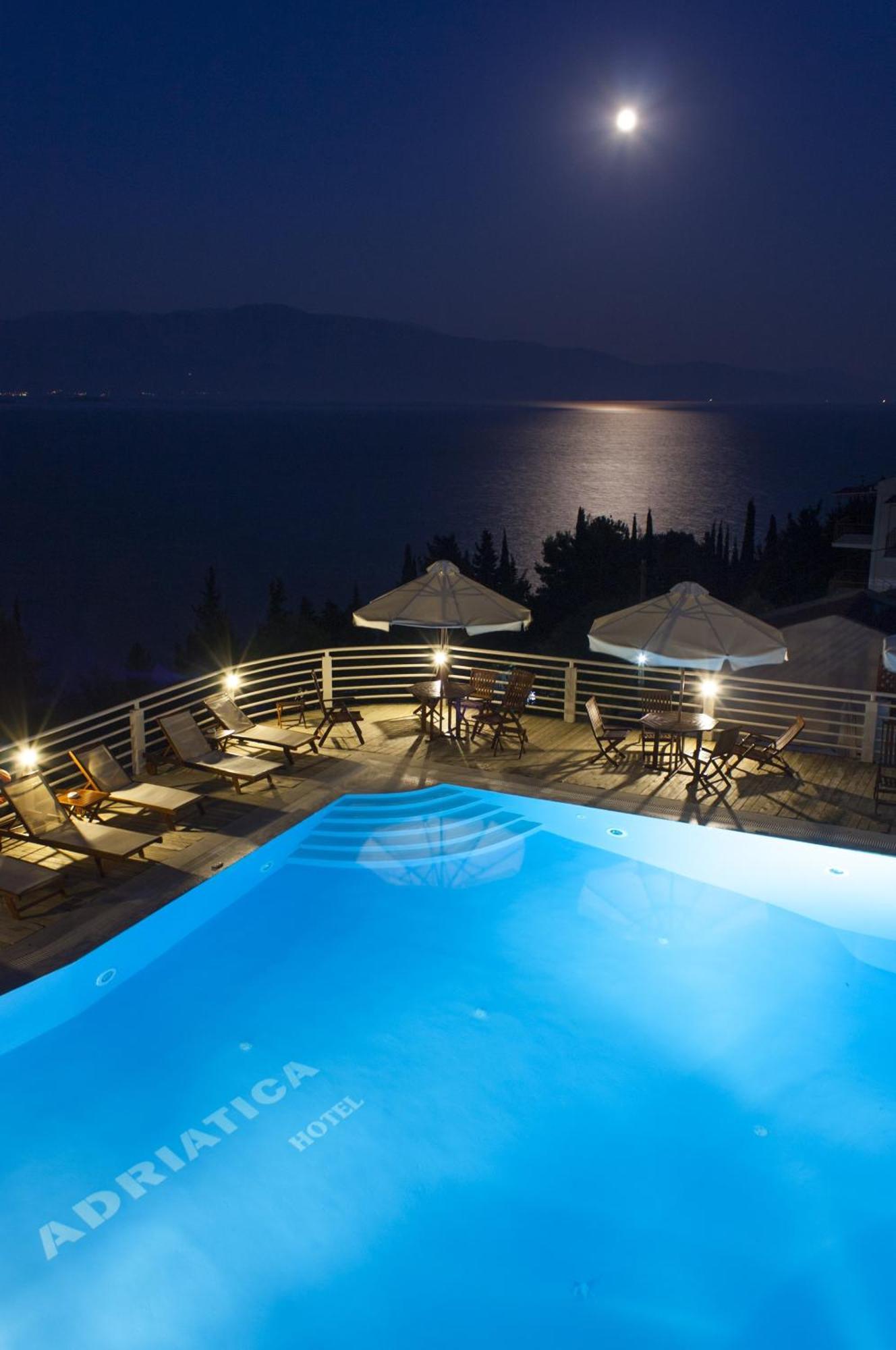 Adriatica Hotel Nikiana Exterior photo