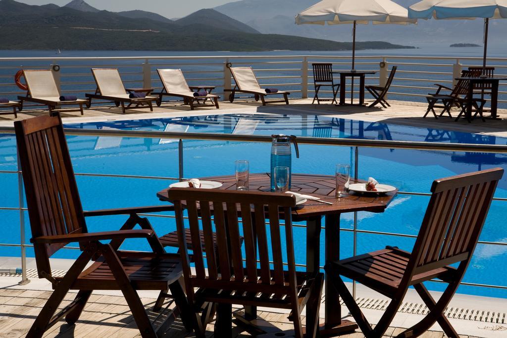 Adriatica Hotel Nikiana Exterior photo